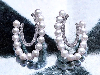 Six Jewelry Trends to Watch For in 2021 5 5 pearls yoko london pearl and diamond earrings