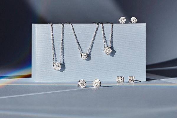 De Beers brand’s Basics line features lab-grown diamonds with SI clarity and “faint” color.
