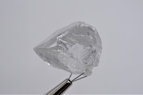 Lulo mine in Angola produces 113-carat rough.
