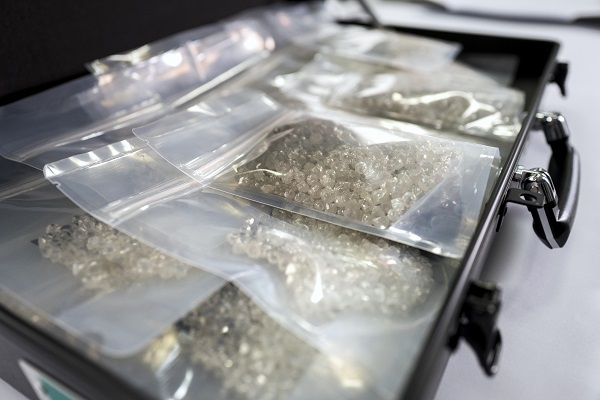 De Beers Sightholders Reject 25 percent of Goods – The Diamond  Certification Laboratory of Australia (DCLA)