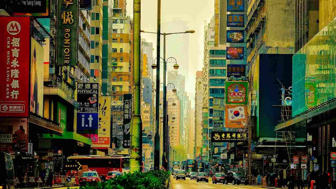 Mong Kok shopping district in Kowloon, Hong Kong. (pxfuel)