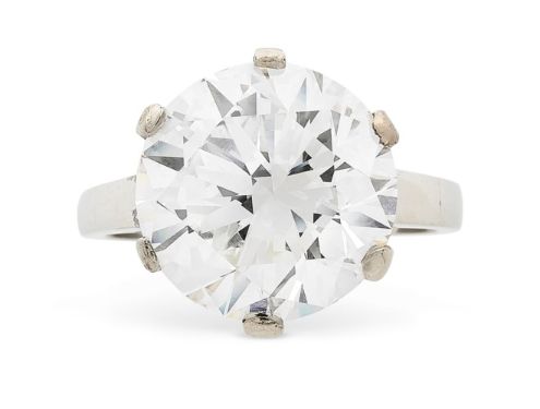 Christies Paris diamond ring