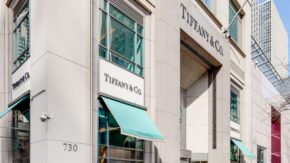 Tiffany store Chicago credit Shutterstock