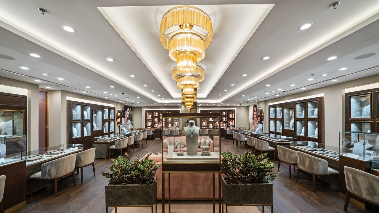 Interior of Tanishq Showroom in New Jersey 1280 used 011923