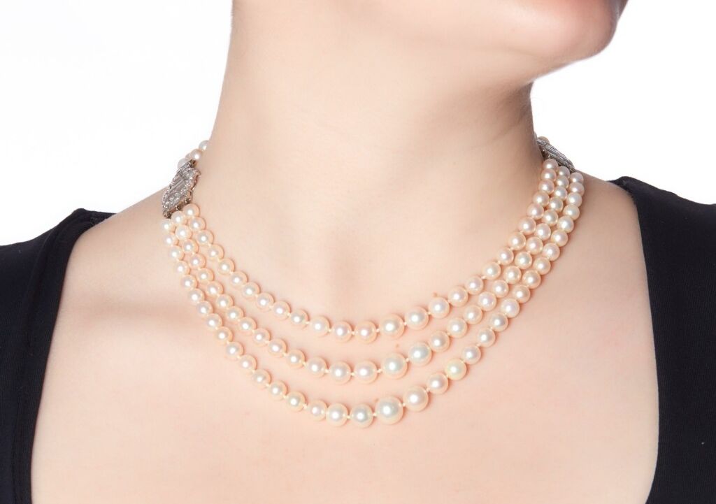 Sothebys Cartier pearl neckless 1280