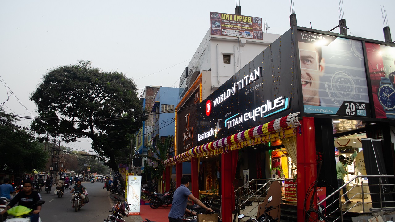 A Titan store in Deoghar, Jharkhand credit Shutterstock 1280