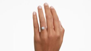 Swarovski lab-grown diamond ring 1280 USED 090323