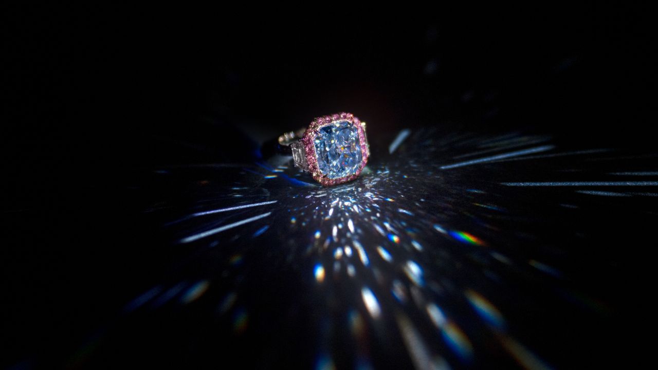 Ring brings in $25.3 million at Sotheby’s Hong Kong, just below $26 million low estimate.
