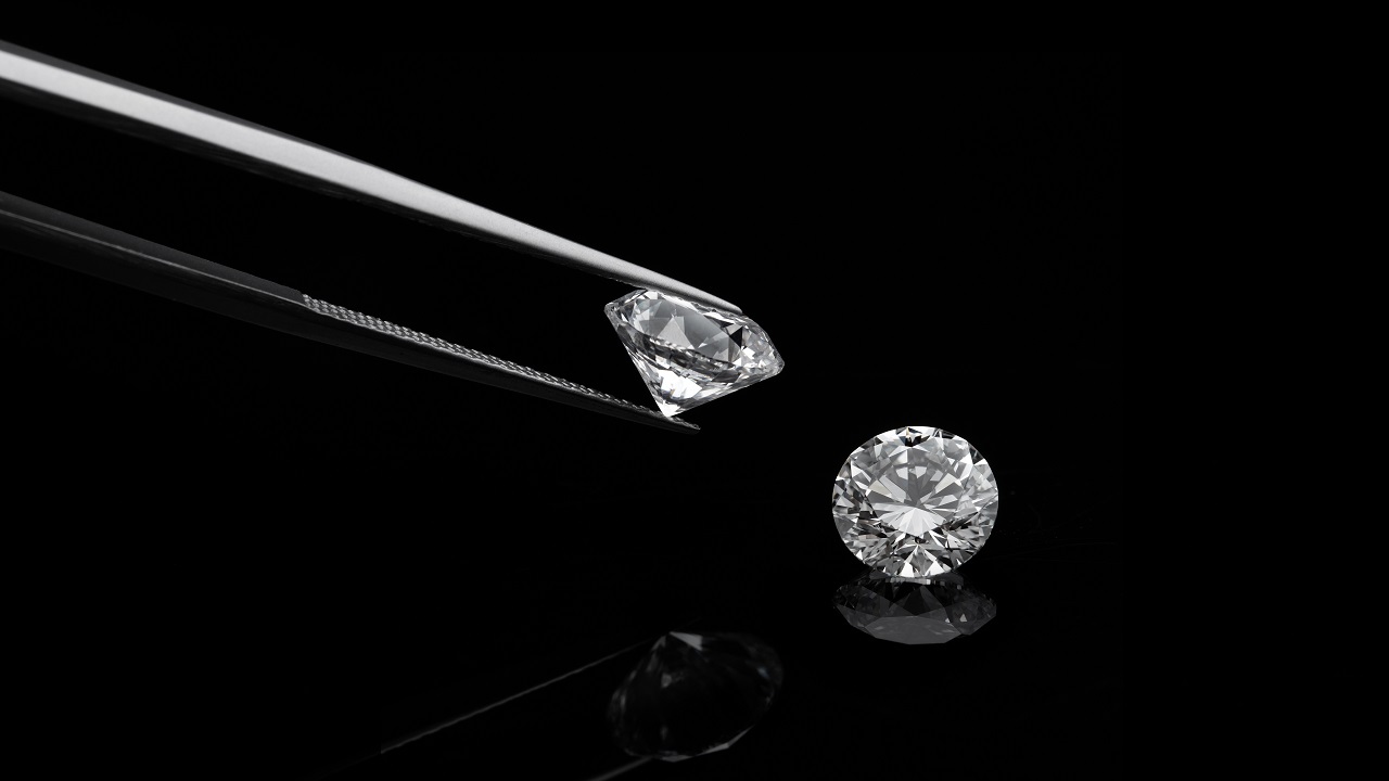 Decline at Mumbai-based diamond manufacturer reflects global market slowdown.
