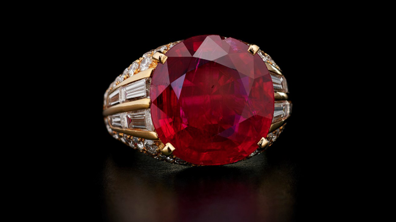 Christie's Bulgari ruby and diamond ring