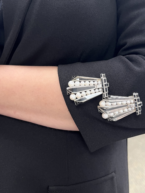 Left image: Sandra Cronan Art Deco clips with pearls and sapphires in platinum. Photo: Sandra Cronan.