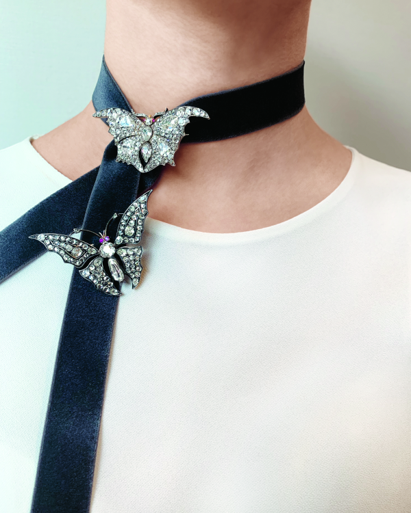 Fred Leighton butterflies on wide elasticized ribbon around the neck. Photo: Fred Leighton.