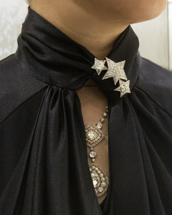 Fred Leighton set of three diamond star brooches in gold and platinum, circa 1900. Photo: Fred Leighton.