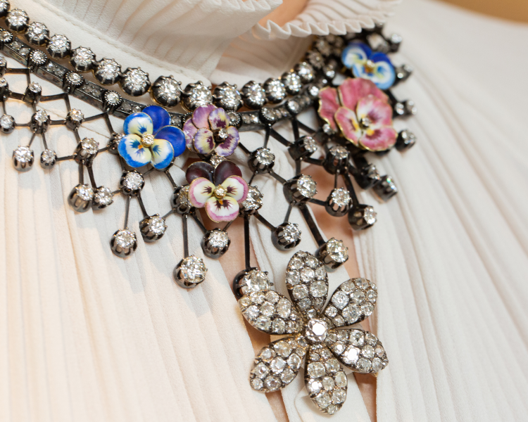 Fred Leighton Art Nouveau floral enamel brooch. Photo: Fred Leighton.