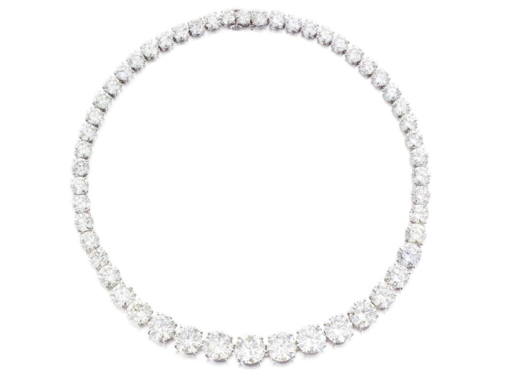 Shirley Bassey diamond necklace image
