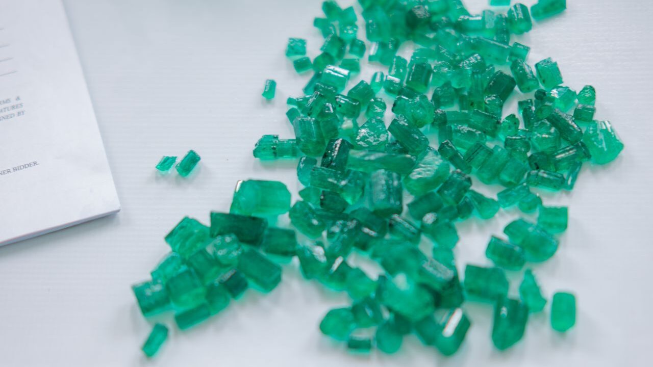 Grizzly mine emeralds image