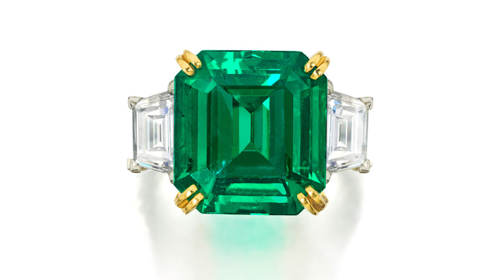 Emerald ring image