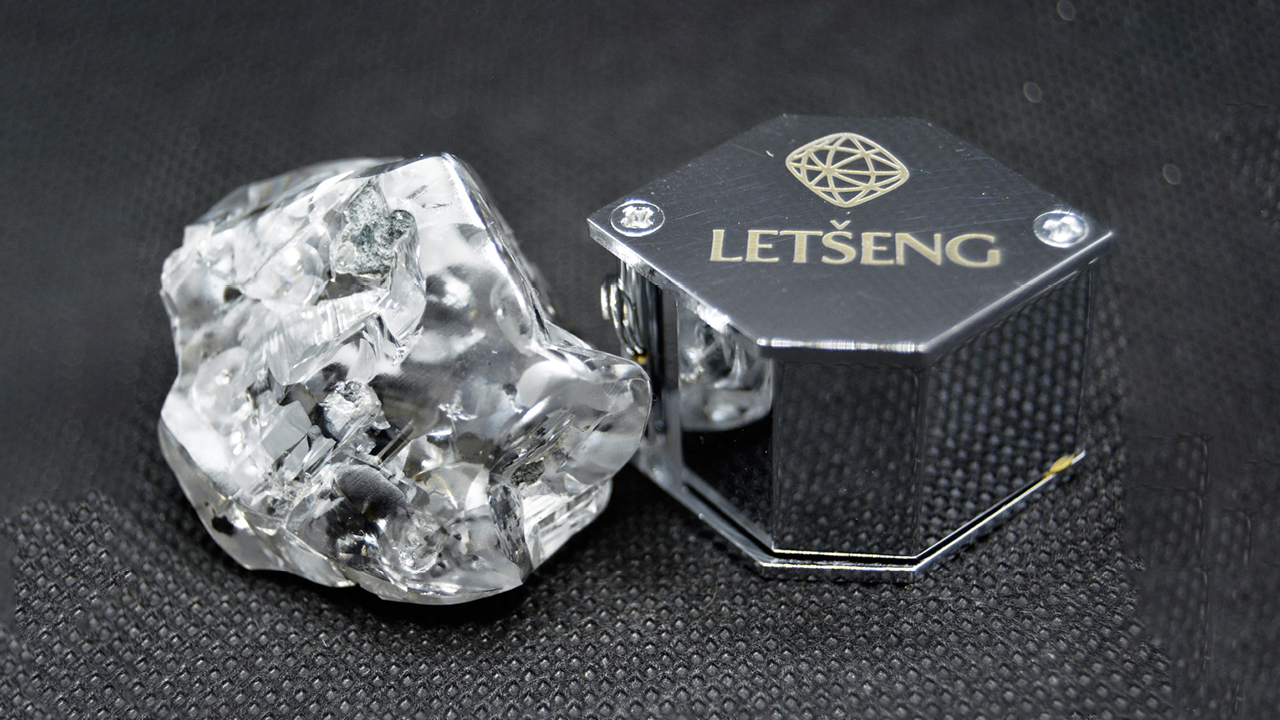 212.91-carat rough diamond image