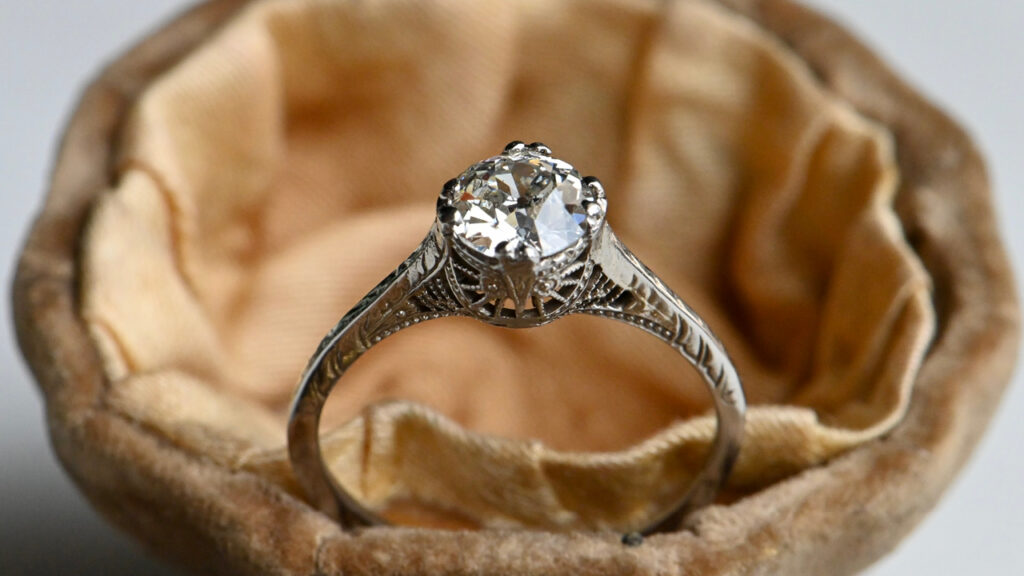 Image of Jean Jean Vintage antique 1920s Art Deco engagement ring with old European-cut diamond