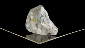 176-carat rough image