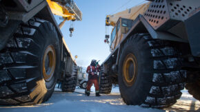 Trucks hauling ore from the Gahcho-Kue mine image