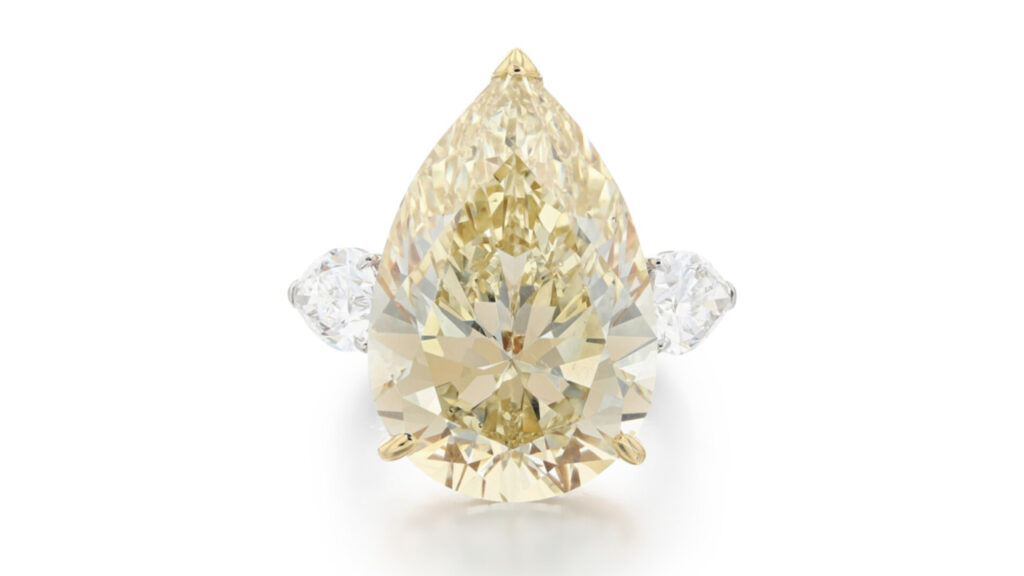 ring with a pear-shaped, fancy-brownish-yellow diamond image