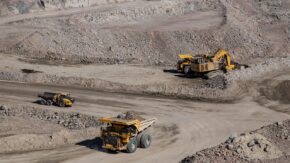 Trucks hauling ore at Gahcho Kué mine image