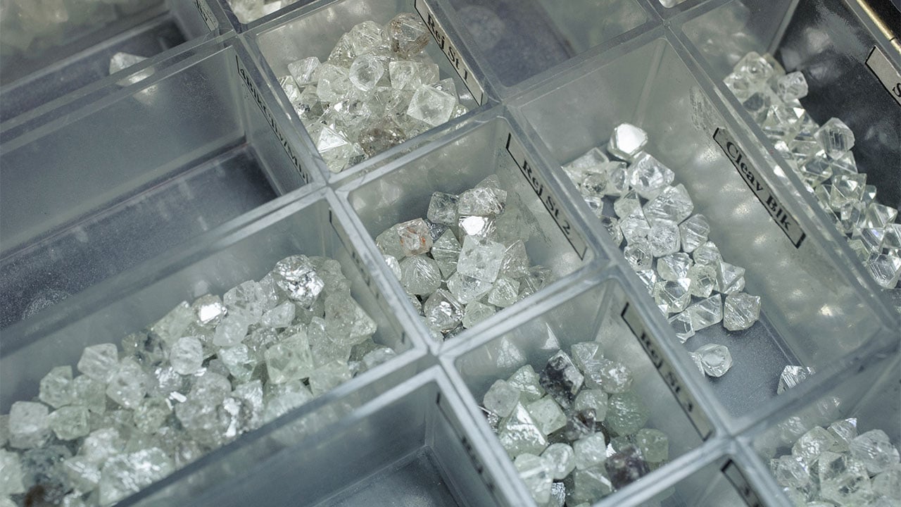 US Extends Deadline for ‘Grandfathered’ Russian Diamonds