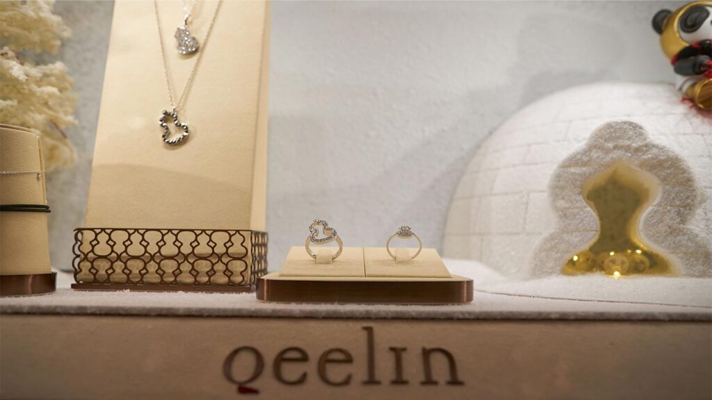 A Qeelin jewelry store in Hong Kong image