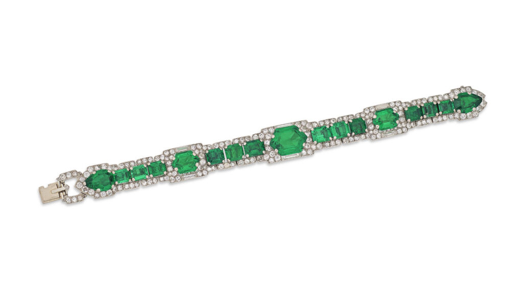 The Cartier emerald and diamond bracelet that was the top-seller at Christie's image