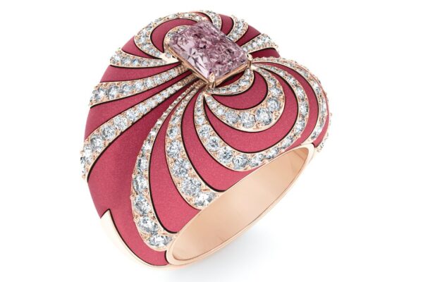 De Beers Optical Wonder ring set with a 1.01-carat fancy intense pink radiant-cut diamond. (De Beers)