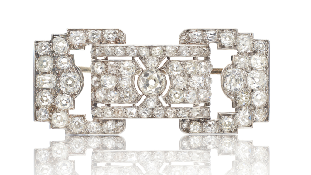 A Cartier diamond brooch that sold at Sotheby’s image