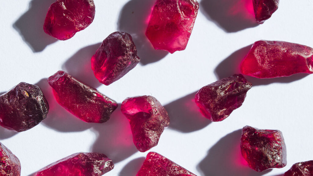 Rough rubies image