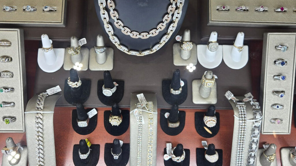 Jewelry at Gold & Silver Pawn image