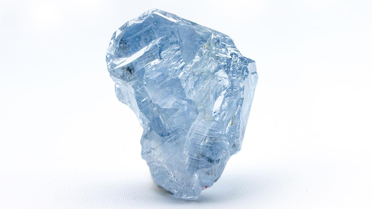 The 41.82-carat blue Cullinan diamond by Petra Diamonds image