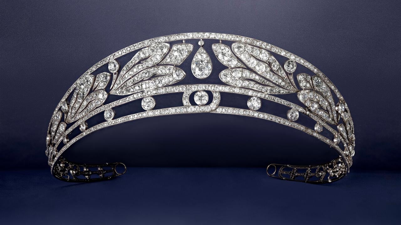 Piece, featuring a 3.60-carat diamond, has a high estimate of $401,800.
