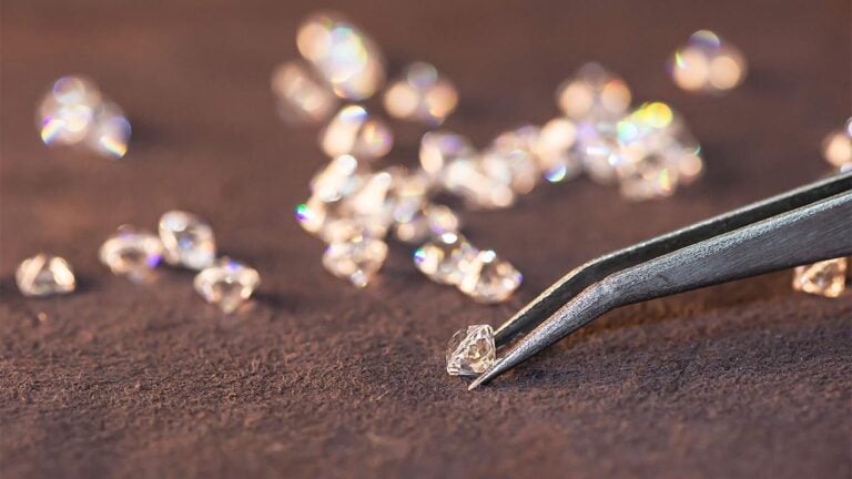 Polished diamonds image