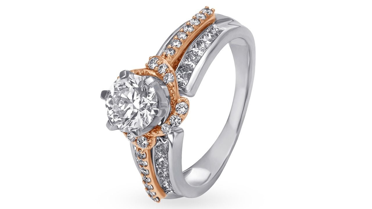 Jeweler also plans to expand lab-grown offering from one to 12 stores in coming year.
