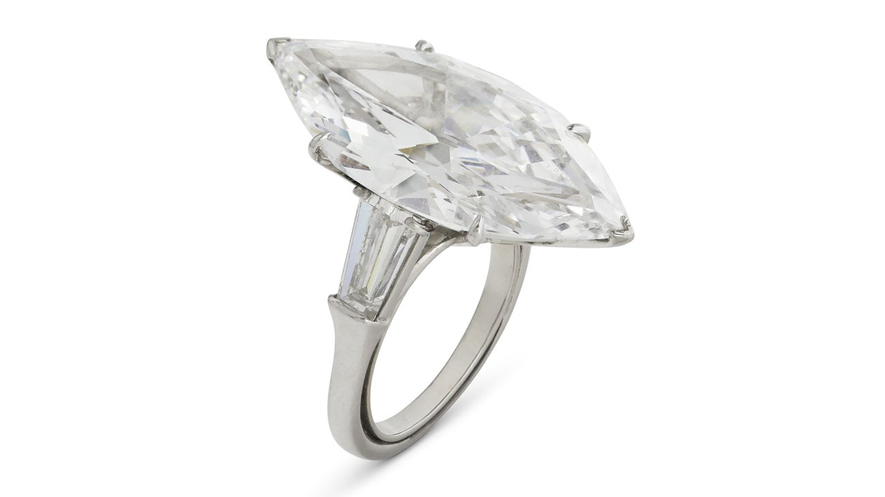 Jewel has a $347,000 upper price tag at Joaillerie Paris sale.
