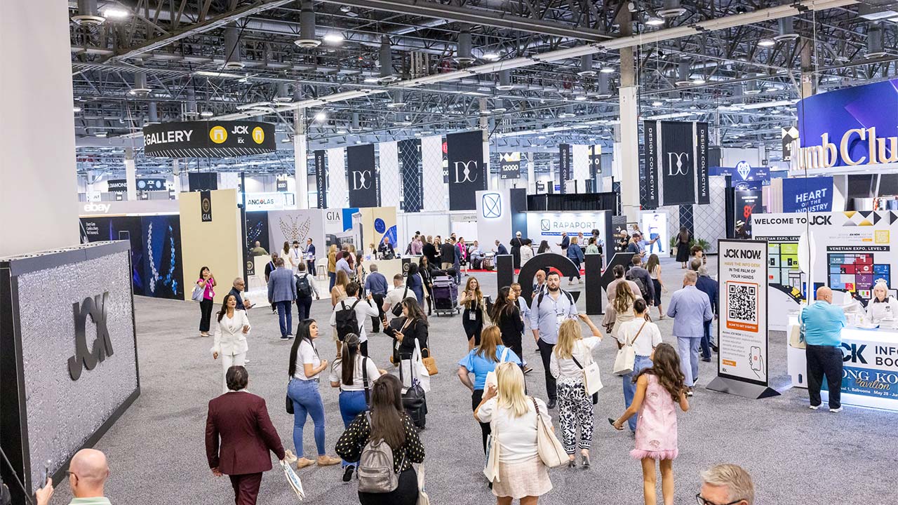 Exhibitors at the JCK Las Vegas show image