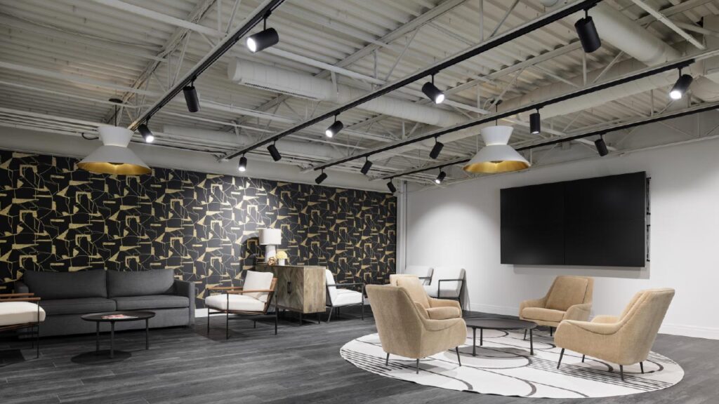 Brockhaus Jewelry’s multipurpose mezzanine in Norman Oklahoma image