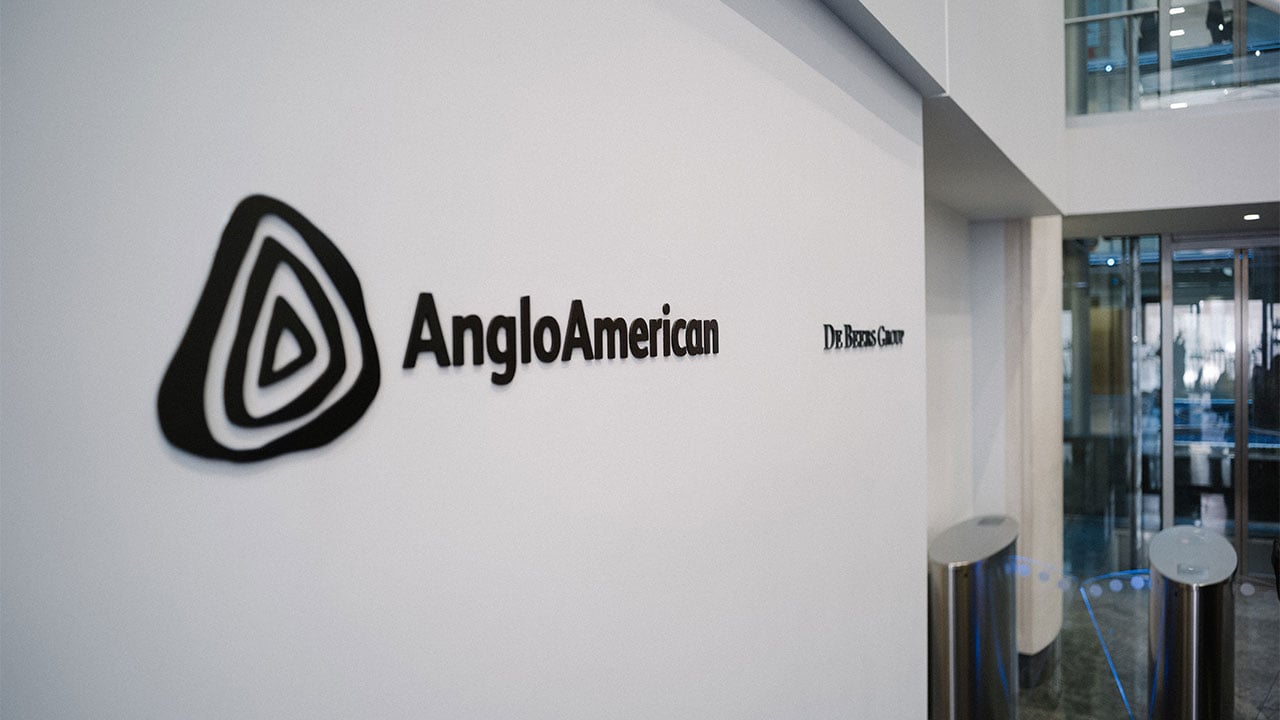 Gareth Penny-led consortium would pay $750 million up front, Bloomberg says.
