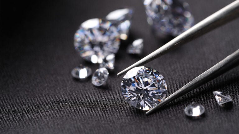 Polished diamonds image