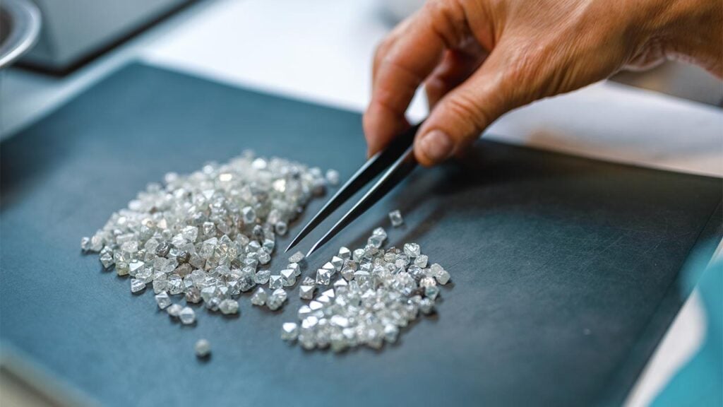 Rough diamond sorting image