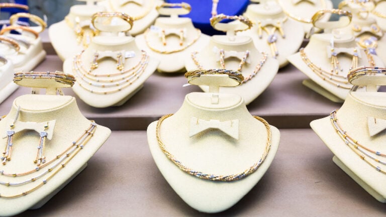 A jewelry-store display image