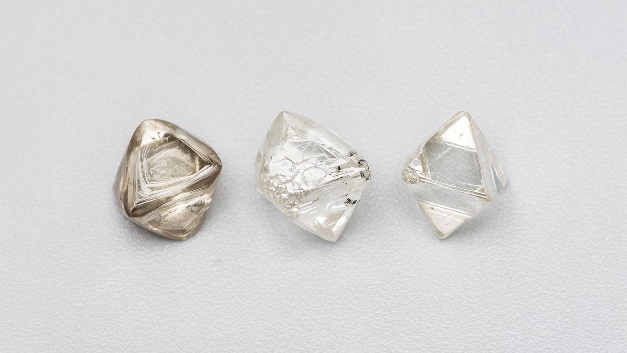 Rough diamonds by Alrosa image