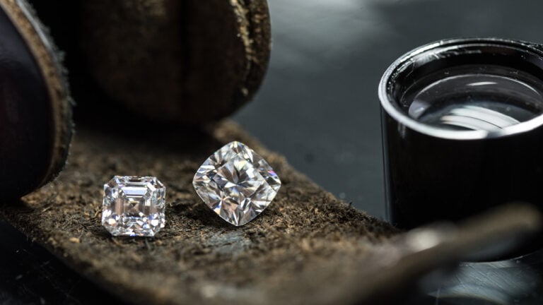 Polished diamonds image