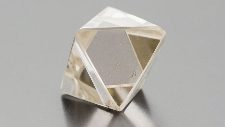 The 6.87-carat lab-grown diamond examined by GIA image