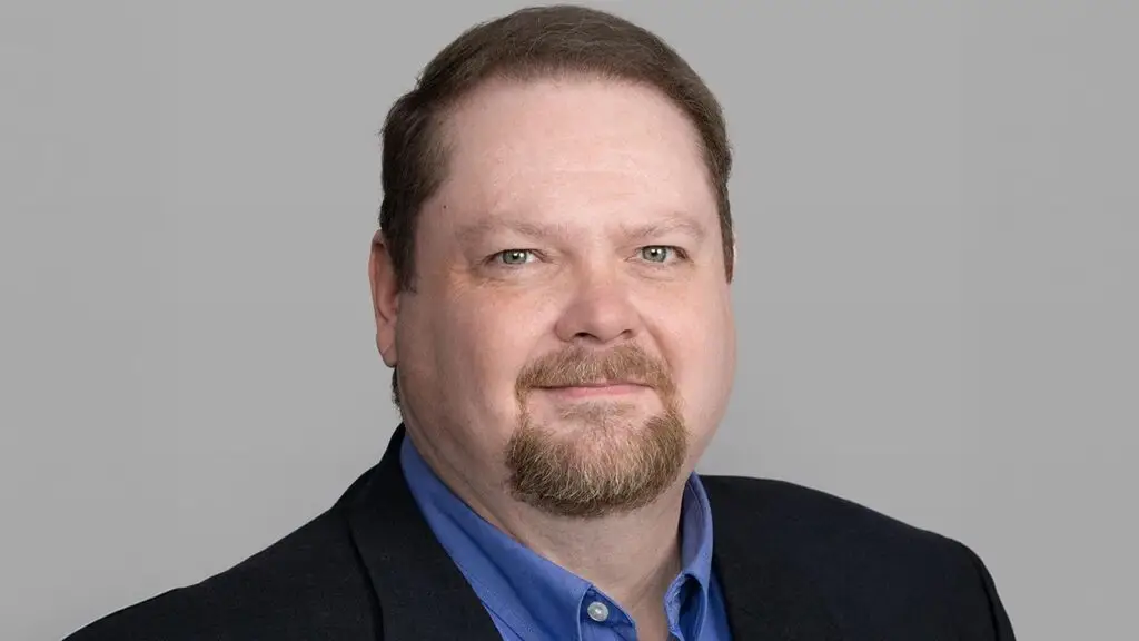 Dennis Claspell headshot image