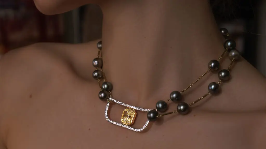 The Manolo Valdés transformer necklace/bracelet/ring image